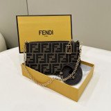 [FENDI/니콜] 바게트 체인 파우치