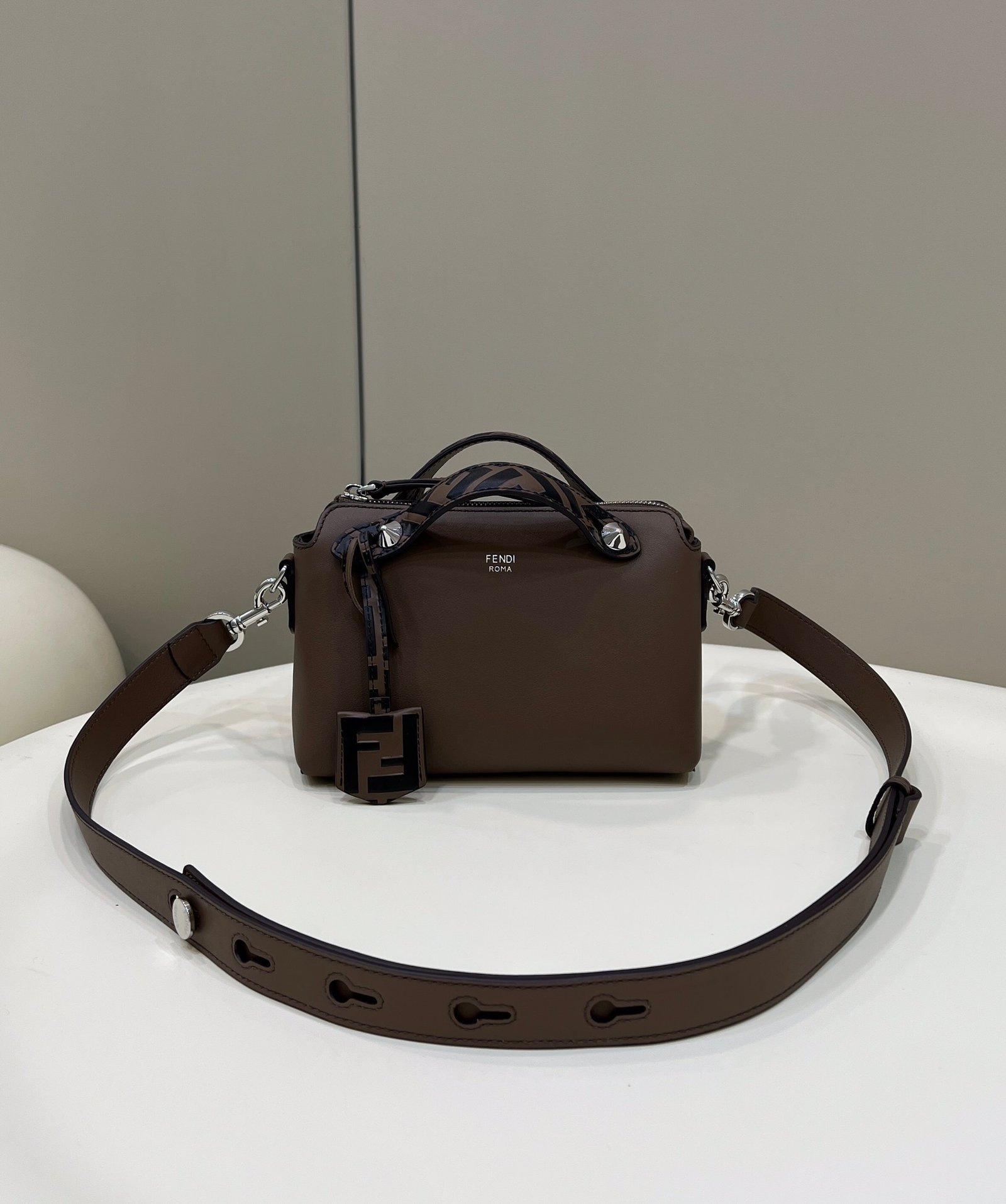 [FENDI/니콜] 바이더웨이 미니 보스턴백