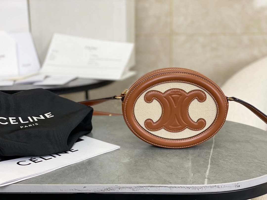 [CELINE/백경] 셀린느 퀴르 트리오페 오벌백 캔버스  -정품가죽