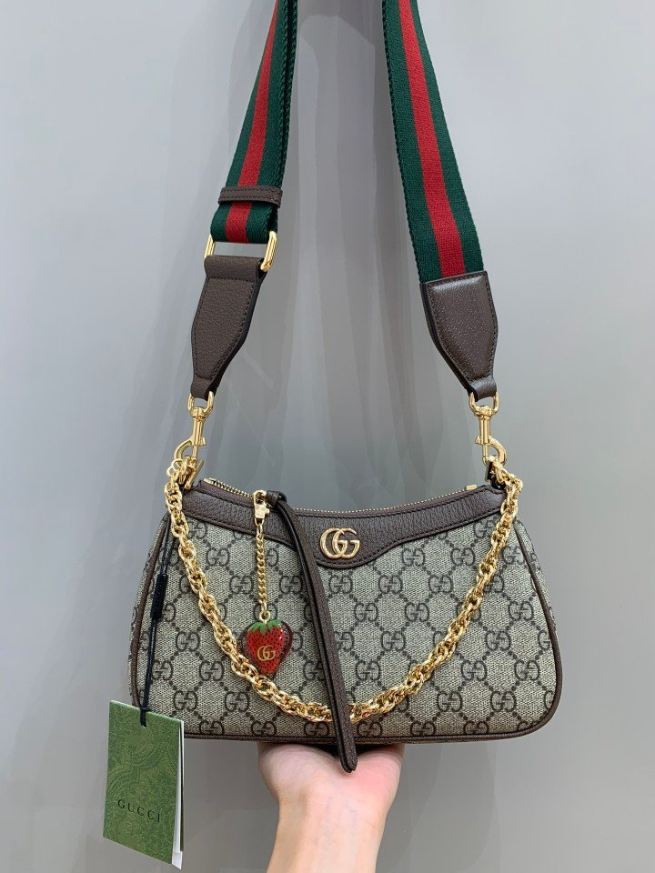[GUCCI/OC] 구찌 오피디아 스몰 핸드백 (스트로베리 참)