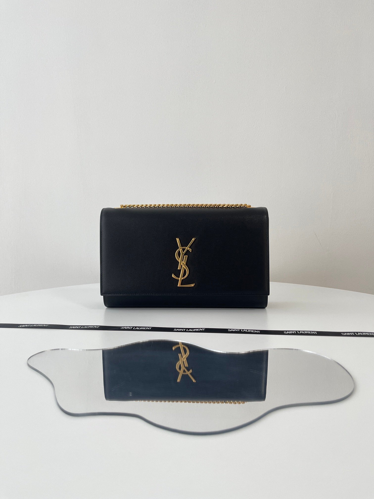 [YSL/블랙프레임] 모노그램 케이트 사첼백