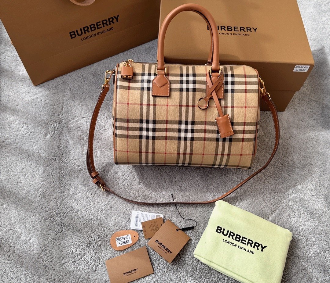 [BURBERRY/SA급] 버버리 미디엄 체크 볼링백