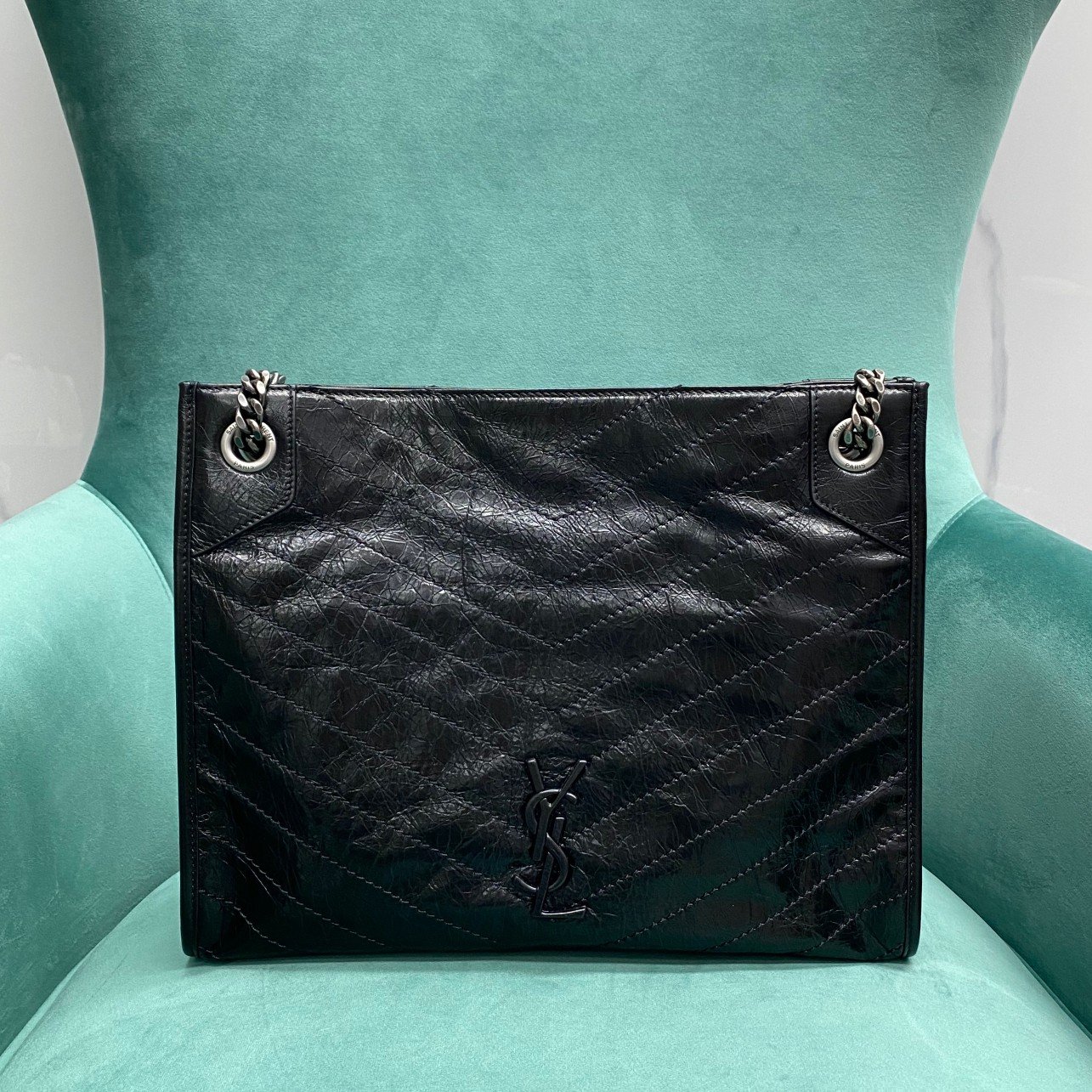 [YSL/석류] 니키 쇼핑백 미듐