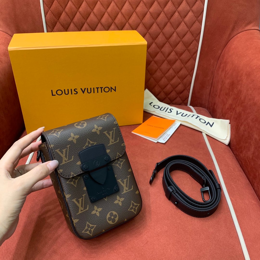 [Louis Vuitton/OC] S락 버티컬 웨어러블 월릿